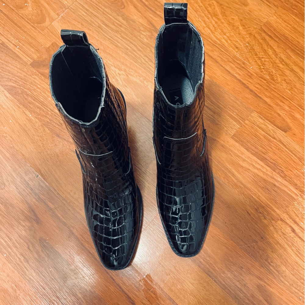 Aqua Womens Star Patent Block Heel Ankle Boots